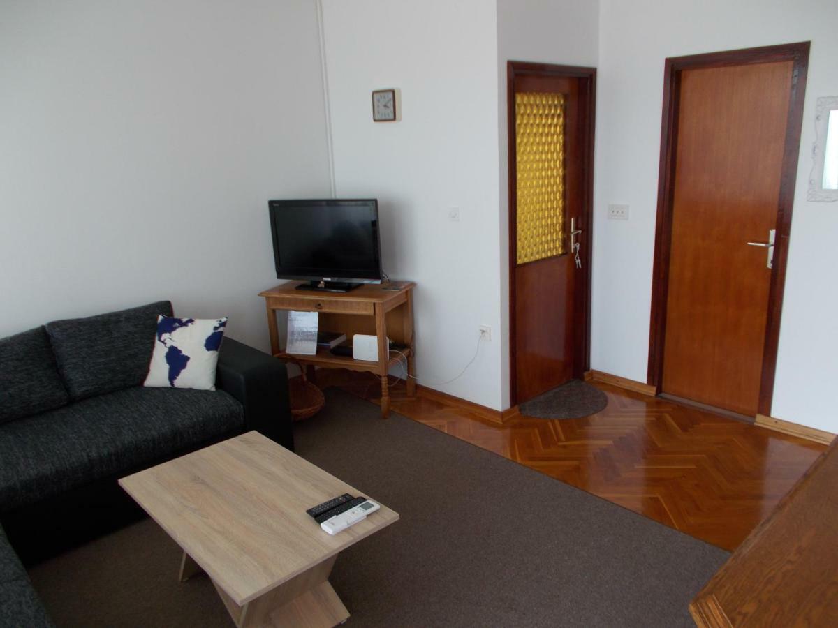 Apartment Dora 1 Jakisnica Lun  Luaran gambar