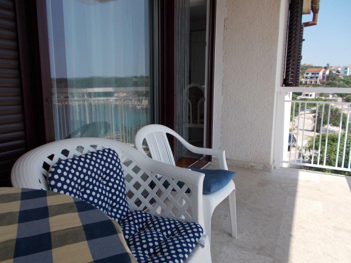 Apartment Dora 1 Jakisnica Lun  Luaran gambar